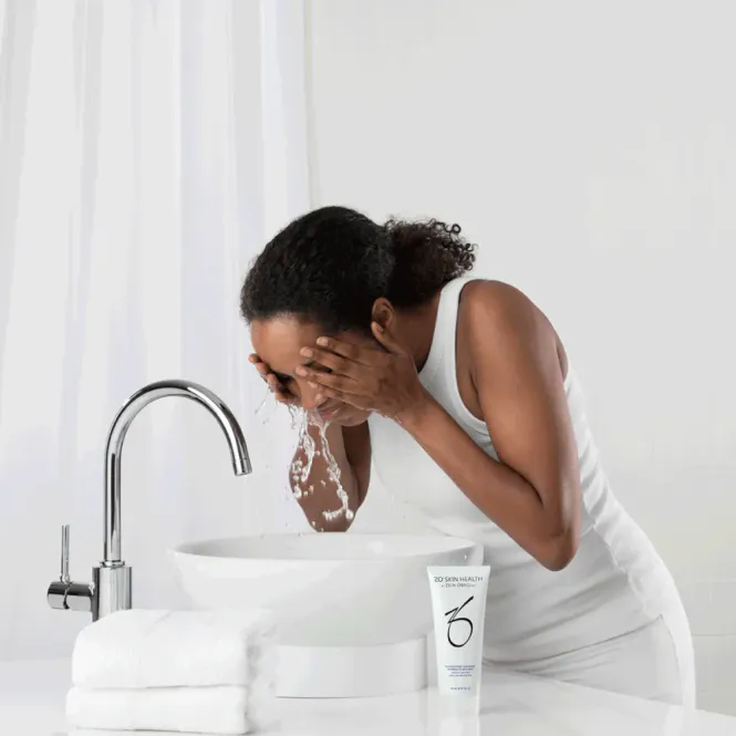 Hovedbilde Exfoliating cleanser 200 mL - ZO Skin Health
